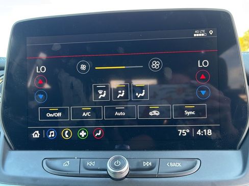 Used 2025 Chevrolet Blazer LT image 31