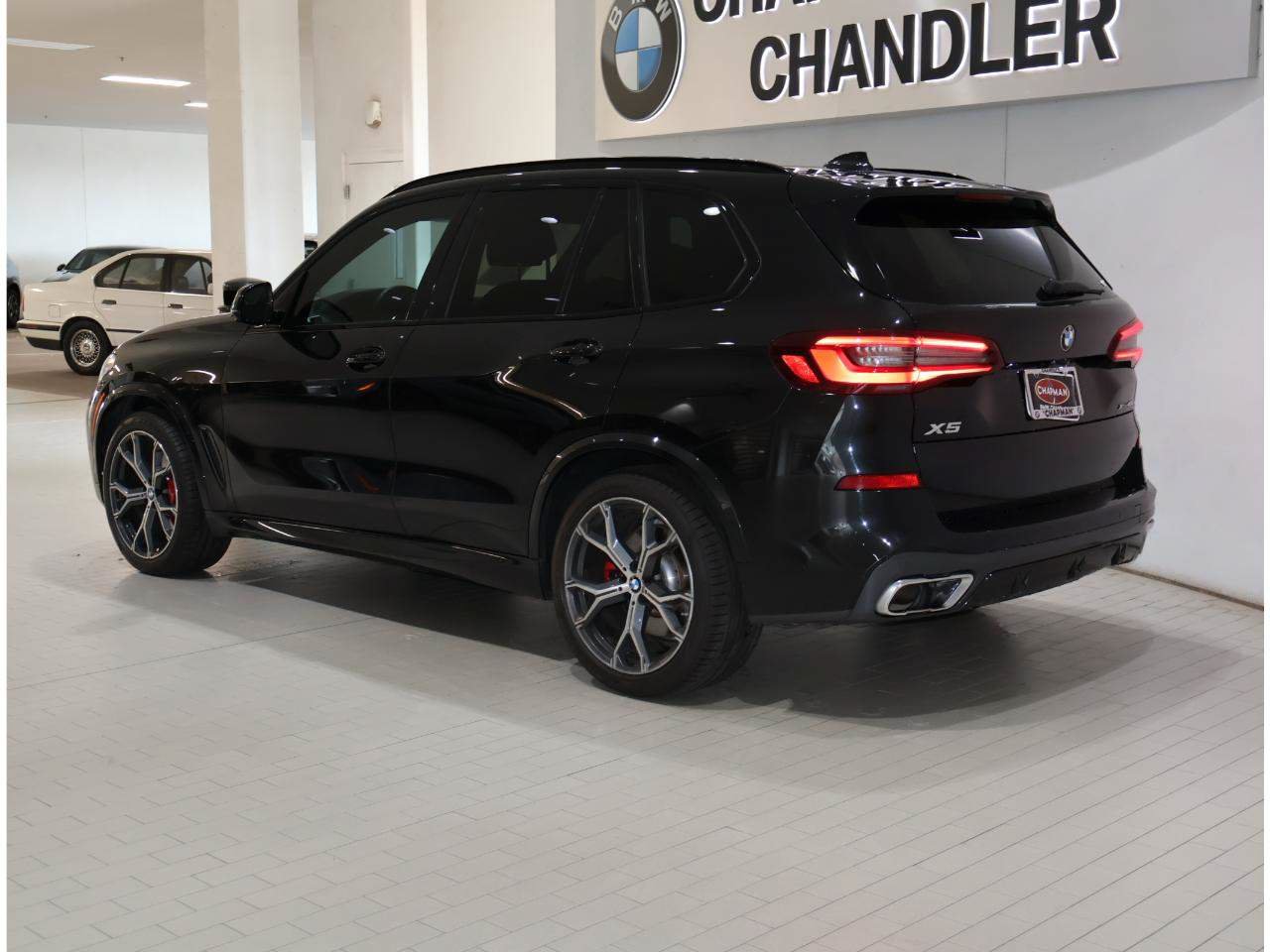 Used 2021 BMW X5 xDrive40i w/ M Sport Package AWD/4WD image 5