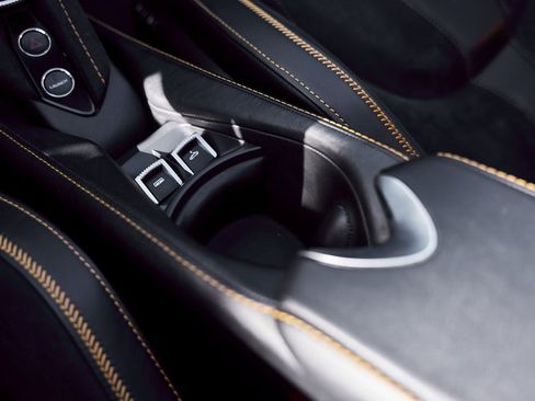 Used 2020 McLaren 720S image 58