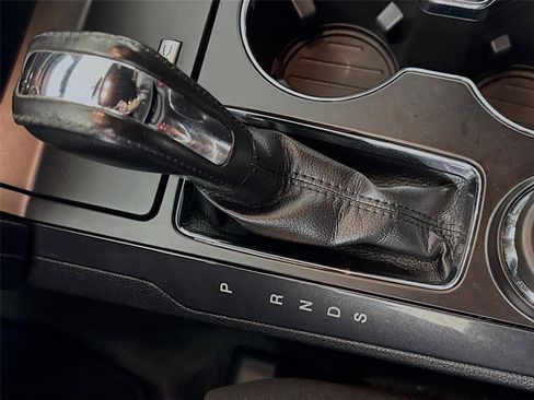 Used 2017 Ford Explorer XLT w/ Equipment Group 202A image 15