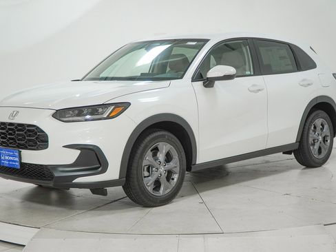 New 2026 Honda HR-V LX image 3