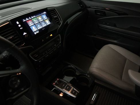 Used 2022 Honda Passport Elite image 18