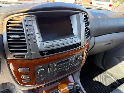 Used 2003 Lexus LX 470 4WD image 11