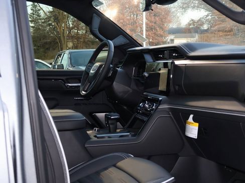 New 2025 GMC Sierra 1500 AT4X image 43