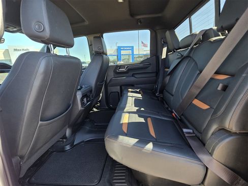 Used 2023 GMC Sierra 1500 AT4 w/ AT4 Premium Package image 24