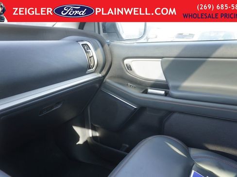 Used 2025 Ford Expedition Max Active image 41