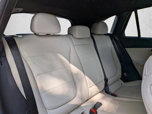 Certified 2026 Mercedes-Benz GLC 300 image 17