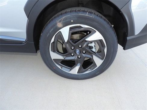 New 2025 Subaru Crosstrek 2.5i Limited w/ Crosstrek Mirror Package image 9