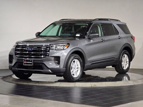 New 2026 Ford Explorer Active image 6