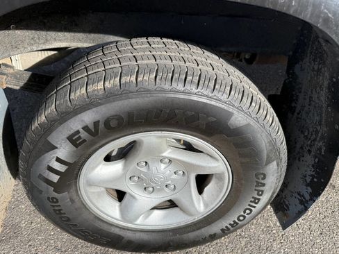 Used 2002 Toyota Tundra SR5 image 12