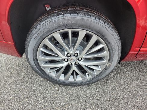 New 2026 Buick Enclave Avenir w/ Super Cruise Package image 8