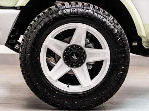 Used 2025 Ford Bronco Big Bend AWD/4WD image 14