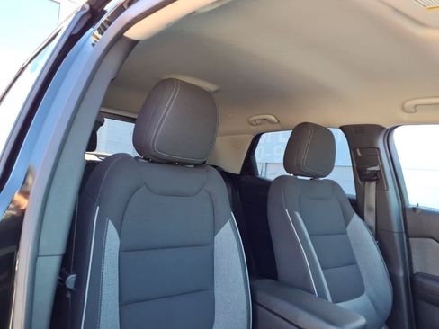 Used 2024 Chevrolet TrailBlazer LT AWD/4WD image 23