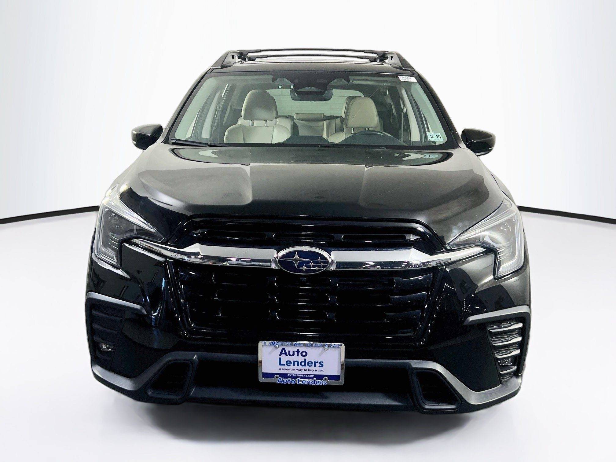 Used 2024 Subaru Ascent Limited w/ Technology Package AWD/4WD image 2