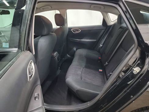 Used 2019 Nissan Sentra SV image 10