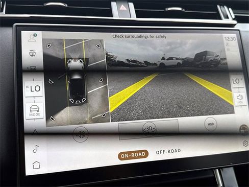 New 2026 Land Rover Range Rover Velar Dynamic SE image 21