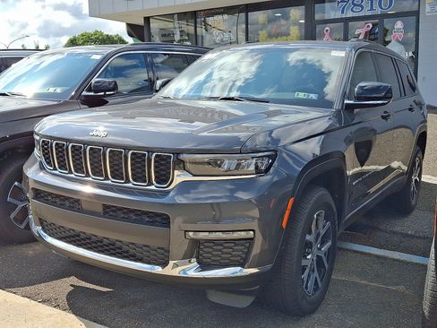 New 2025 Jeep Grand Cherokee L Limited image 3