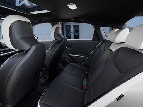 New 2026 Kia K4 GT-Line Turbo FWD image 18