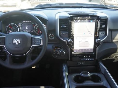 New 2026 RAM 1500 4x4 Crew Cab image 13