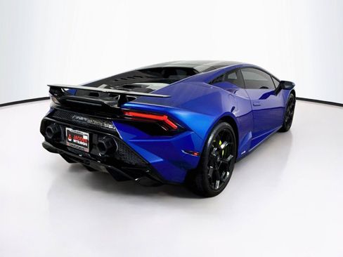 Used 2023 Lamborghini Huracan Tecnica RWD image 5