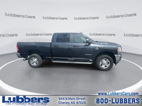 Used 2022 RAM 2500 Big Horn AWD/4WD image 9
