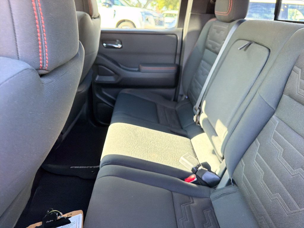 Used 2022 Nissan Frontier Pro-X RWD image 30