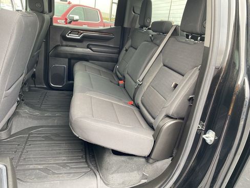 Used 2024 GMC Sierra 1500 Elevation image 23