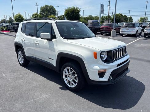 Used 2021 Jeep Renegade Latitude w/ Convenience Group AWD/4WD image 7