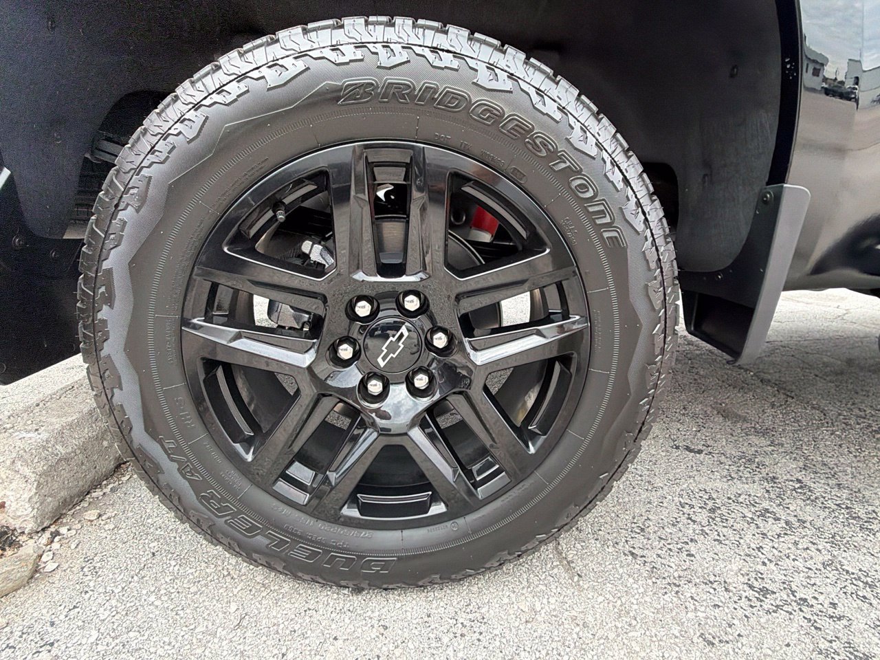 Used 2026 Chevrolet Silverado 1500 LT Trail Boss w/ LT Trail Boss Premium Package AWD/4WD image 11