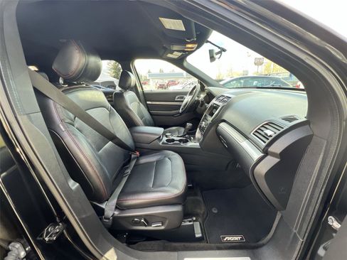 Used 2017 Ford Explorer Sport image 26