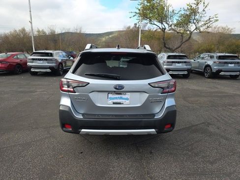 Used 2023 Subaru Outback Touring XT image 9