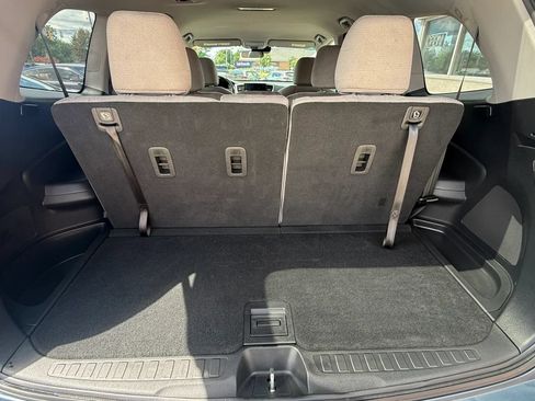 Used 2021 Honda Pilot EX image 24