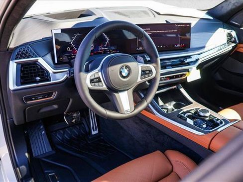 New 2027 BMW X7 xDrive40i w/ M Sport Package AWD/4WD image 10