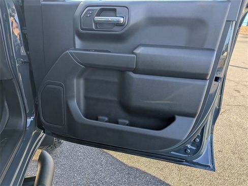 New 2026 Chevrolet Silverado 1500 Custom Trail Boss w/ Dark Appearance Package image 31