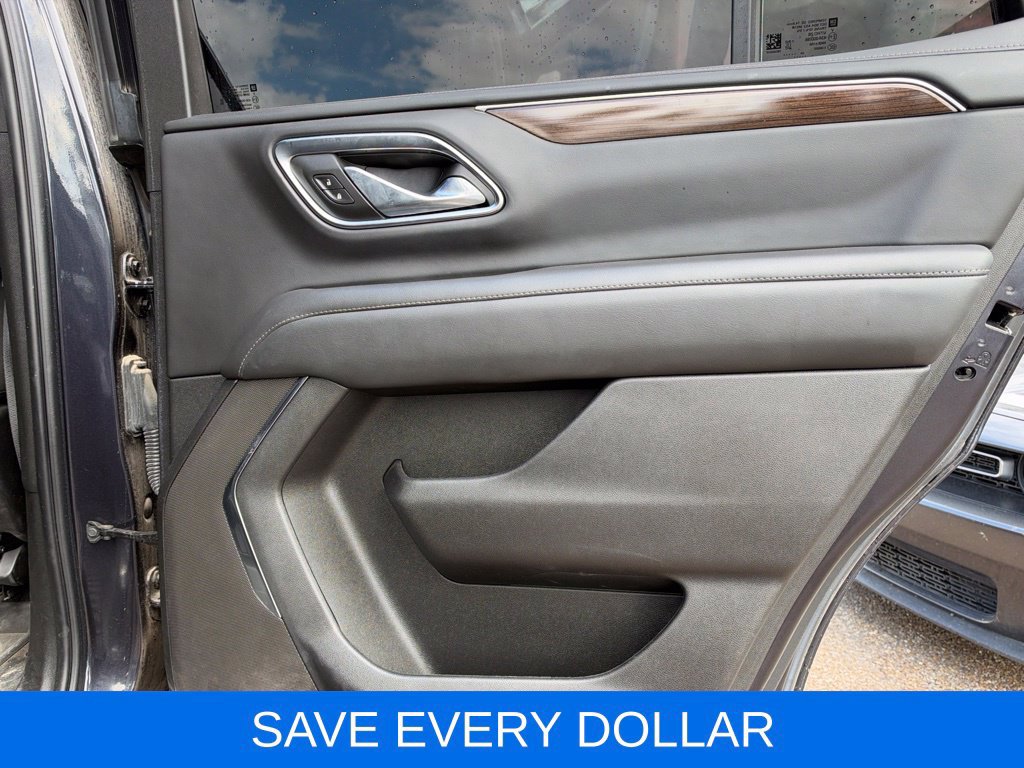 Used 2024 GMC Yukon SLE w/ LPO, Floor Liner Package RWD image 19