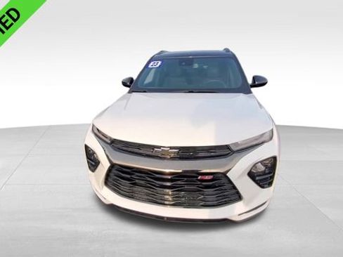 Certified 2023 Chevrolet TrailBlazer RS w/ Sun and Liftgate Package image 4