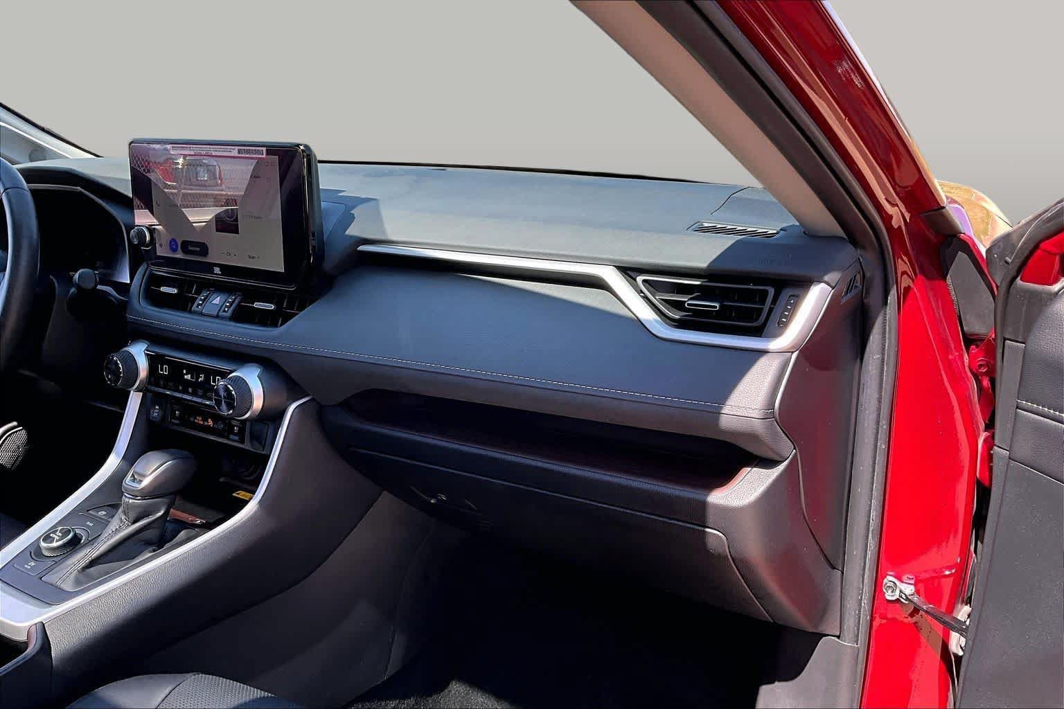 Used 2024 Toyota RAV4 Limited w/ Advanced Technology Package AWD/4WD image 18