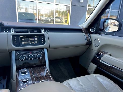 Used 2016 Land Rover Range Rover HSE image 30