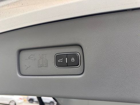 Used 2020 Lincoln Aviator Reserve w/ Equipment Group 202A image 42