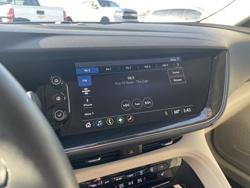 Used 2021 Buick Envision Essence image 18