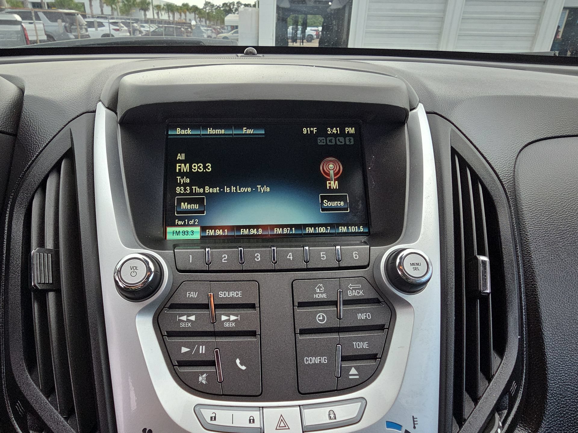 Used 2012 Chevrolet Equinox LT w/ Driver Convenience Package FWD image 16