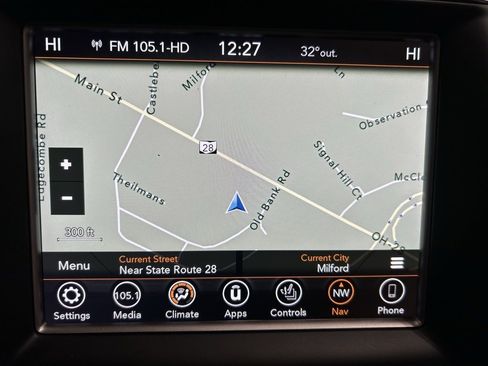 Used 2018 Jeep Grand Cherokee Altitude image 17