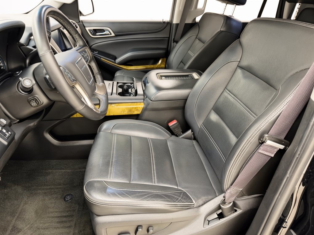 Used 2017 GMC Yukon Denali w/ Open Road Package RWD image 5