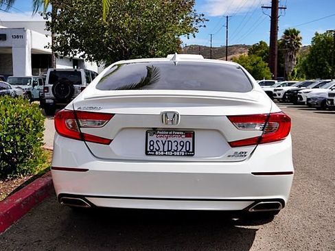 Used 2020 Honda Accord Sport image 9