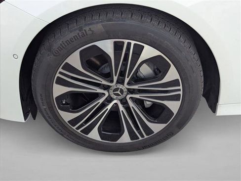 Used 2025 Mercedes-Benz E 350 Sedan image 9