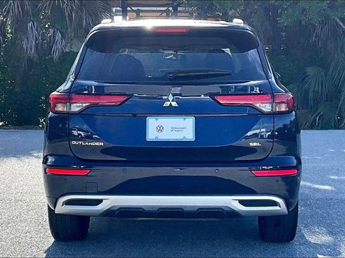 Used 2023 Mitsubishi Outlander SEL FWD image 6