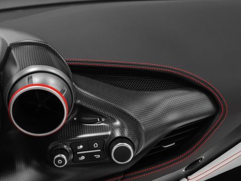Used 2022 Ferrari F8 Tributo RWD image 80