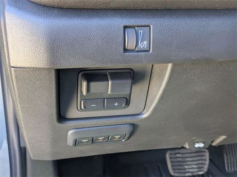 New 2025 Chevrolet Colorado Trail Boss w/ Midnight Edition image 11