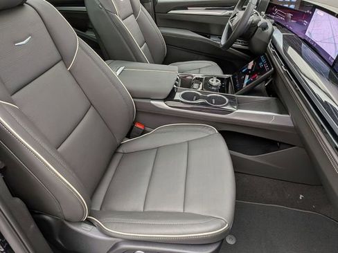 New 2026 Cadillac Escalade Sport image 28