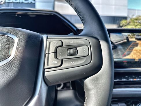 New 2026 GMC Sierra 1500 Elevation image 32